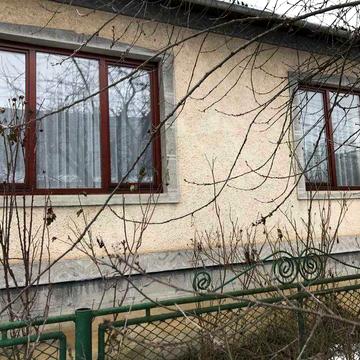 Будинок в кількох хвилинах від центру м. Іршава