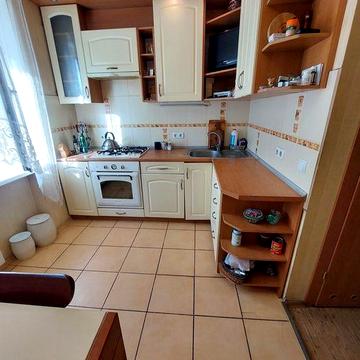 Продажа 2 комн квартиры Бородинский микрорайон.  Центр.