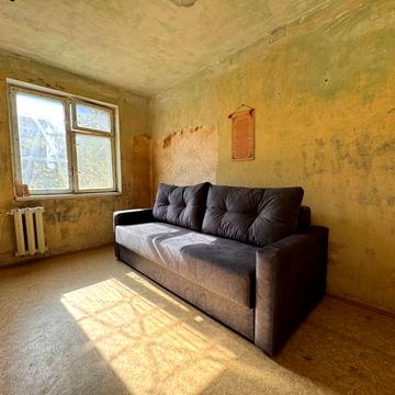 Батумська вул., 42