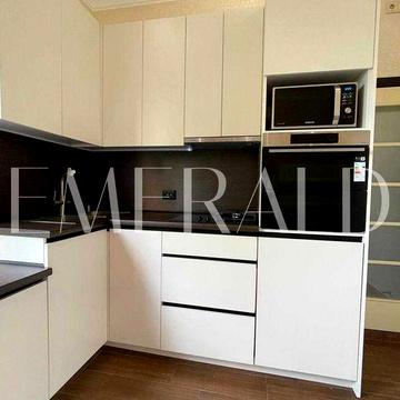 3к. сталінка біля метро КПІ. Автономне опалення + гараж