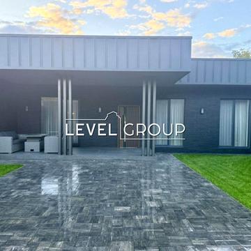 Квітнева вул.