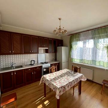 Петропавлівська вул., 50-Б