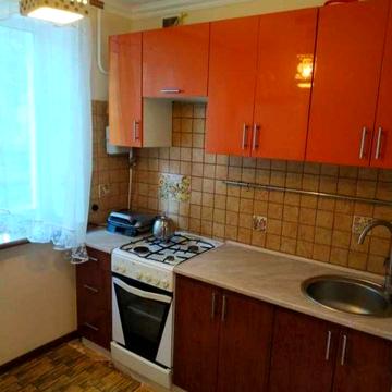 Сдам 4 комнатною кватиру