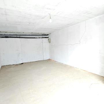 Гетьмана Мазепи вул., 175а