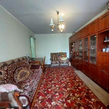 Центр Трьохкімнатна квартира