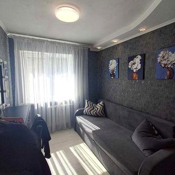 Продам 3-х комнатную в центре