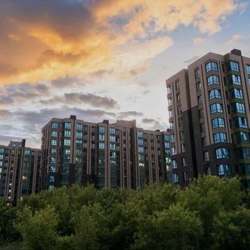 Продам однокімнатну квартиру ЖК У-квартал + кладова на поверсі 4 м2. ЖК У-Квартал