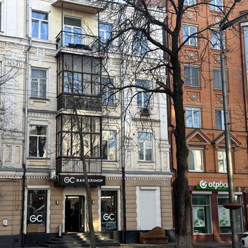 Івана Мазепи вул. (Січневого Повстання), 12