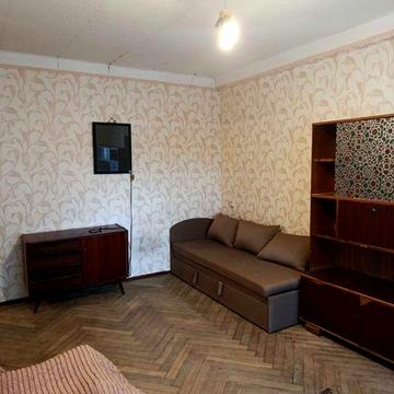 Однокімнатна квартира. Соломянська вул.,32. Метро Олімпійська.