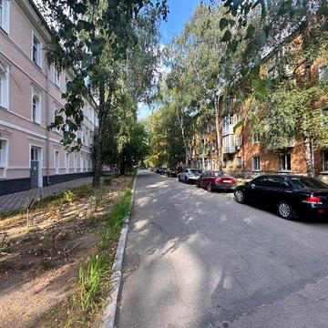 продаж однокімнатної квартири, центр, перший ліцей біля березового гаю