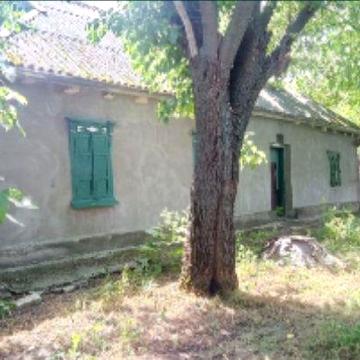 Продам дом в селе Знаменовка. 60 соток приватизированной земли .