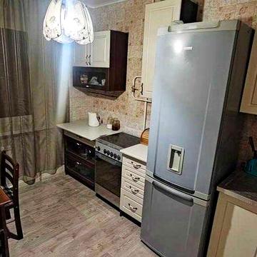 Продаж 3 кімнатної квартири з ремонтом в самому центрі