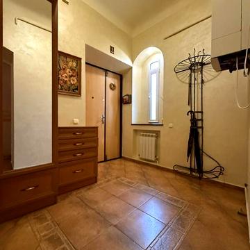 Продаж 3к Квартира Князя Святослава площа