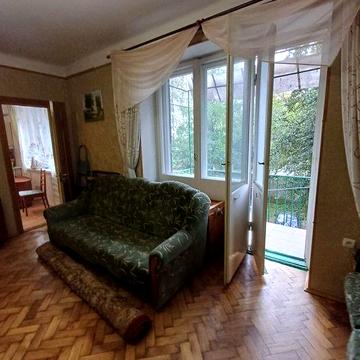 Продаж 1-кімн.кв-ри біля СКА ( Польский Люкс) + Парковка у дворі