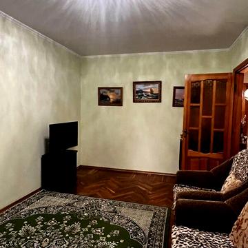 Продаж 3к Квартира Космонавтів проспект