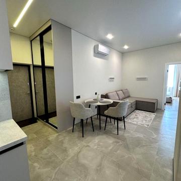 Набережна Перемоги вул., 68