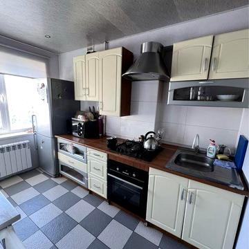 Продам 3к квартиру на левом берегу, ул. Донецкое Шоссе