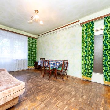 Павла Тичини просп., 11