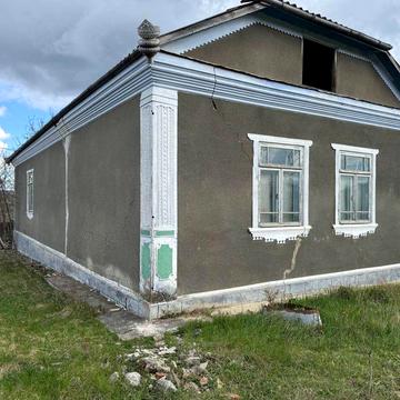 Продам будинок с.Білоусівка, ЦЕНТР села,вул.Богдана Хмельницького.