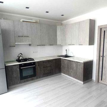 Продаю 2 к квартиру на вул.Зодчих 6597