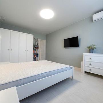 Юнацька вул., 6