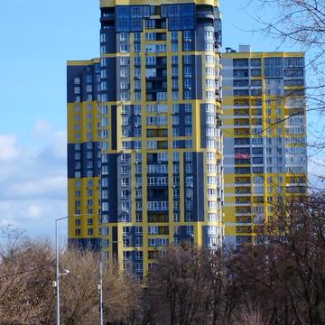 Кадетський Гай вул., 10