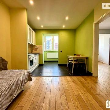 Продаж 1к Квартира Надрічна вулиця