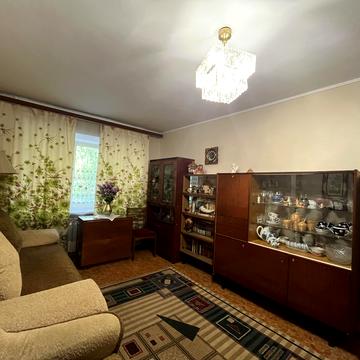 Кропивницького вул., 18
