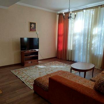 Оренда будинку в Козині «Котеджне містечко Кантрі»