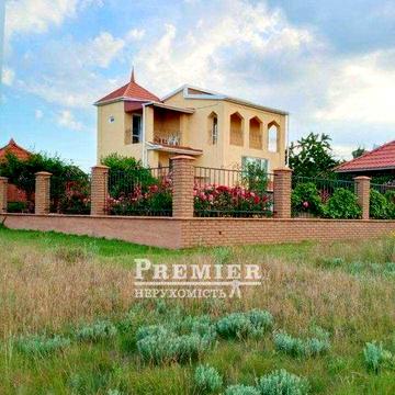 2-поверховий будинок з ремонтом і чудовим видом на Тилігульський лиман