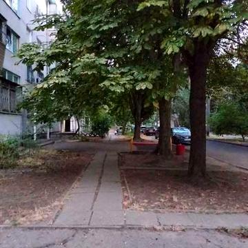 Продам 2-кімнатну квартиру під ремонт на вул. Корольова, Таїрова!