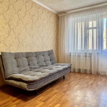 Петра Калнишевського просп. (Косіора), 36