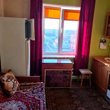 Продам однокімнатну квартиру ,вул Глибоцька 83 ,м Бориспіль .