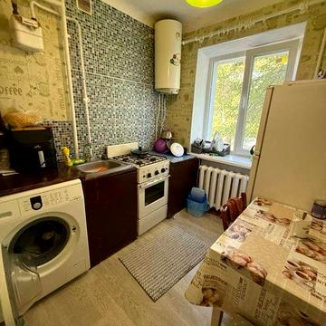 Проодам двушку на другому поверсі