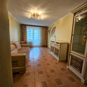 Продаж 2 к квартири, вулиця Галицька.