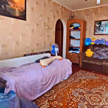 Руставі вул., 21