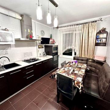 Продажа 3к чешка жм ПОБЕДА - 4, пр. Героев 4 (Образцовый дом)