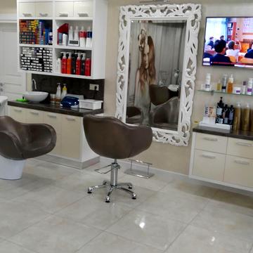 Бориса Гмирі вул., 1