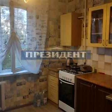 Однокомнатная Таирова с ремонтом и мебелью.