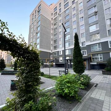 Івана Кожедуба вул., 8-A