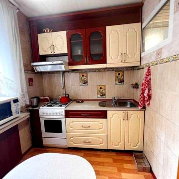 Сдам 3-х комнатную  в Центре, Сичеславская Набережная 37.