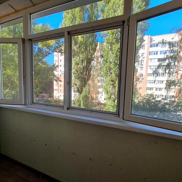 Кузьми Скрябіна вул. (Курчатова), 10/20