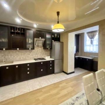 Садовая 2к кв/Жк Примьер Хаус с тех и меб. Есть Скважина