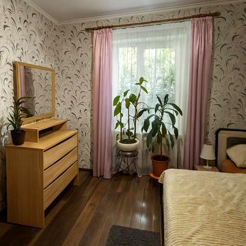 Марійки Підгірянки вул., 25