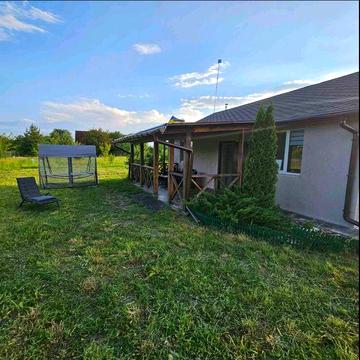 Продається сучасний будинок.