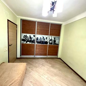 Дарницький бульв., 15