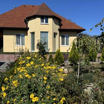 Продам чудовий будинок.