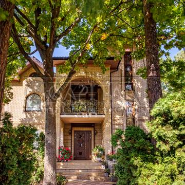 Київська вул.