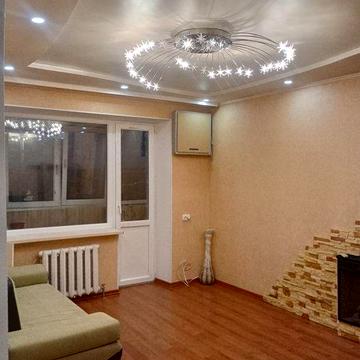 Продам квартиру по Центральній