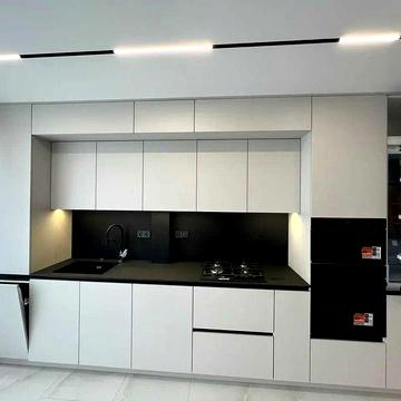 Сучасна 2к квартира, якісний ремонт та укомплектована кухня